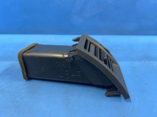 Воздуховод правый Toyota NOAH AZR60 1AZ 55650-28180 4 ракурс