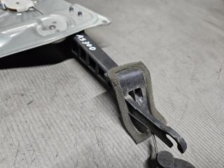 Доводчик двери правый задний Toyota ISIS ZNM10, ANM10, ANM15, ZGM10, ZGM11, ZGM15 1ZZ 85005-44010 4 ракурс