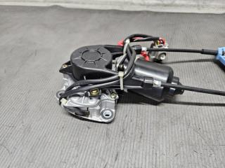 Доводчик двери правый задний Toyota ALPHARD ANH10, ANH15, MNH10, MNH15 2AZ 85005-58012 2 ракурс