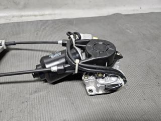 Доводчик двери левый задний Toyota ALPHARD ANH10, ANH15, MNH10, MNH15 2AZ 85006-58012 2 ракурс
