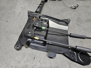 Доводчик двери правый задний Toyota VOXY ZRR70, ZRR75 3ZR 85005-28080 3 ракурс