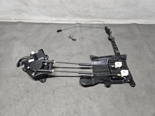 Доводчик двери левый задний Toyota NOAH ZRR70, ZRR75 3ZR 85006-28060 1 ракурс Доводчик двери левый задний Toyota NOAH ZRR70, ZRR75 3ZR 85006-28060 1 ракурс