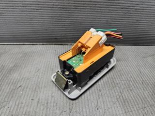 Пульт стеклоподъемника правый передний Mazda BONGO FRIENDEE SGLR WL-T S54N6635052 5 ракурс