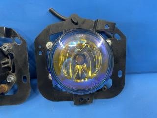 Туманка передняя Mitsubishi DELICA D:5 CV5W 4B12 0888 4 ракурс