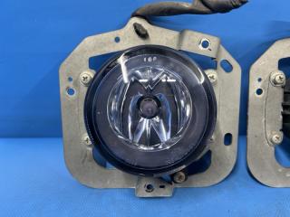 Туманка передняя Mitsubishi DELICA D:5 CV5W 4B12 0888 2 ракурс