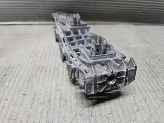 Крепление бампера левое переднее Honda INSIGHT ZE2 71198-TM8-A01 5 ракурс