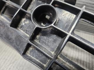 Крепление бампера левое переднее Toyota PRIUS ZVW30 2ZR 52116-47020 2 ракурс