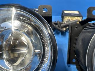Туманка передняя Nissan LEAF AZE0 EM57 19906 3 ракурс