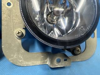 Туманка передняя Mitsubishi DELICA D:5 CV5W 4B12 0888 4 ракурс
