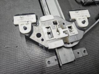 Стеклоподъемник правый передний Nissan SERENA C24 807304N000 3 ракурс Стеклоподъемник правый передний Nissan SERENA C24 807304N000 3 ракурс