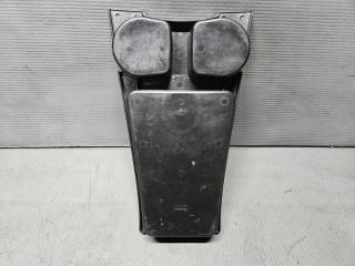 Подстаканник Toyota PRIUS ZVW30 2ZR 5 ракурс Подстаканник Toyota PRIUS ZVW30 2ZR 5 ракурс