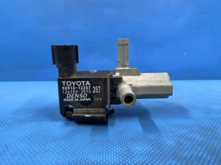 Вакуумный клапан Toyota COROLLA SPACIO NZE121 1NZFE 90910-12257 1 ракурс