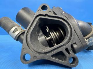 Корпус термостата Honda ACCORD CU2, CW2 K24A 19320RAAA01 5 ракурс