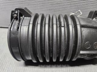 Патрубок воздушн.фильтра Honda STEPWGN RK1 R20A 17225-R0A-003 3 ракурс