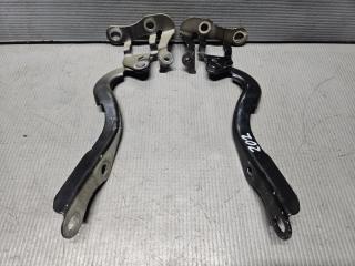 Петля капота Toyota VOXY ZRR70 3ZR 53410-28070 1 ракурс