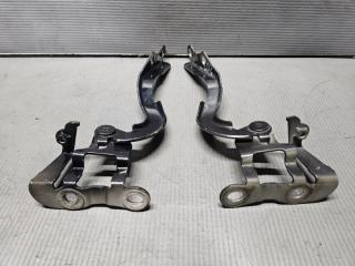 Петля капота Toyota VOXY ZRR70 3ZR 53410-28070 4 ракурс