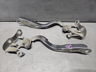 Петля капота Toyota VOXY ZRR70 3ZR 53410-28070 3 ракурс
