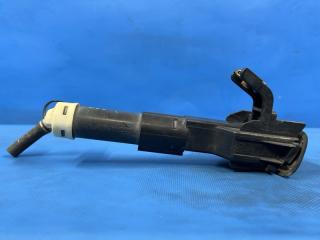 Форсунка омывателя левая Toyota PRIUS ZVW30 2ZR 85208-47010 4 ракурс