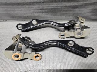 Петля капота Toyota VOXY ZRR70 3ZR 53410-28070 5 ракурс