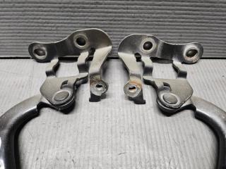 Петля капота Toyota VOXY ZRR70 3ZR 53410-28070 2 ракурс