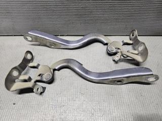 Петля капота Toyota VOXY ZRR70 3ZR 53410-28070 3 ракурс