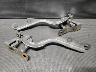 Петля капота Toyota VOXY ZRR70 3ZR 53410-28070 5 ракурс