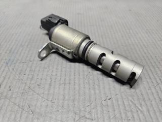 Клапан vvt-i Lexus LS460 USF40 1UR-FSE 3 ракурс Клапан vvt-i Lexus LS460 USF40 1UR-FSE 3 ракурс