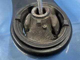 Рычаг левый передний Toyota ISIS ZGM11 3ZR 48069-29255 4 ракурс