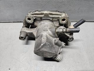 Суппорт правый задний Mazda AXELA BKEP LF BPYK-26-61XB 4 ракурс Суппорт правый задний Mazda AXELA BKEP LF BPYK-26-61XB 4 ракурс