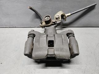 Суппорт правый задний Mazda ATENZA GGEP, GG3P, GGES, GG3S, GYEW, GY3W LF, L3 GPZB2698ZA 1 ракурс Суппорт правый задний Mazda ATENZA GGEP, GG3P, GGES, GG3S, GYEW, GY3W LF, L3 GPZB2698ZA 1 ракурс