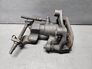 Суппорт правый задний Mazda ATENZA GGEP, GG3P, GGES, GG3S, GYEW, GY3W LF, L3 GPZB2698ZA 5 ракурс Суппорт правый задний Mazda ATENZA GGEP, GG3P, GGES, GG3S, GYEW, GY3W LF, L3 GPZB2698ZA 5 ракурс