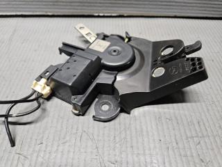 Замок багажника Mazda AXELA BL5FP ZY BBW1-56-820 4 ракурс
