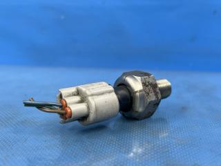 Датчик давления топлива Toyota MARK II JZX110 1JZ 89458-22010 2 ракурс