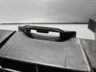 Крепление бампера правое переднее Honda STREAM RN6 71140-SMA-000 3 ракурс