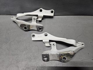 Петля капота Nissan SKYLINE V35 VQ25 65400AL500 2 ракурс