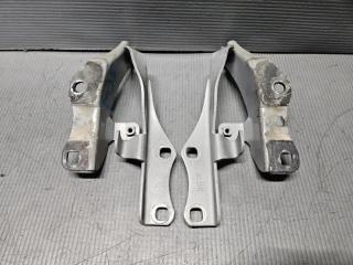 Петля капота Nissan STAGEA M35 VQ25 65400AL500 4 ракурс Петля капота Nissan STAGEA M35 VQ25 65400AL500 4 ракурс