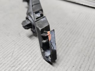 Крепление бампера левое переднее Honda ELYSION RR1 71198-SJK-003 5 ракурс