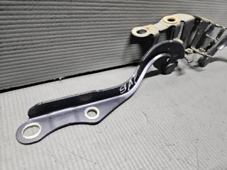 Петля капота Toyota VOXY ZRR70 3ZR 5341028070 3 ракурс