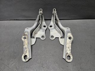 Петля капота Toyota MARK II JZX110 1JZ 53410-30160 4 ракурс