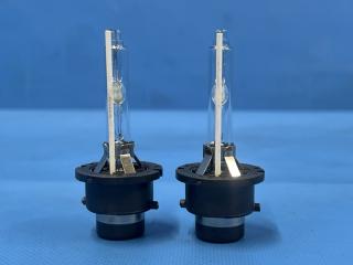 Лампа ксенон Toyota PRIUS ZVW30 2ZR 90981-20028 3 ракурс Лампа ксенон Toyota PRIUS ZVW30 2ZR 90981-20028 3 ракурс