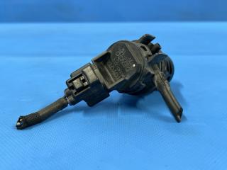 Мотор бачка омывателя Toyota PRIUS ZVW30 2ZRFXE 85330-21010 2 ракурс