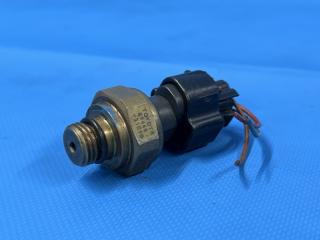Датчик гидроусилителя Toyota PROGRES JCG10 1JZ 89448-51010 1 ракурс Датчик гидроусилителя Toyota PROGRES JCG10 1JZ 89448-51010 1 ракурс