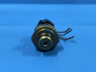 Датчик гидроусилителя Toyota PROGRES JCG10 1JZ 89448-51010 3 ракурс Датчик гидроусилителя Toyota PROGRES JCG10 1JZ 89448-51010 3 ракурс