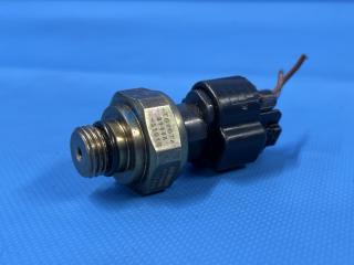 Датчик гидроусилителя Toyota PROGRES JCG10 1JZ 89448-51010 1 ракурс Датчик гидроусилителя Toyota PROGRES JCG10 1JZ 89448-51010 1 ракурс