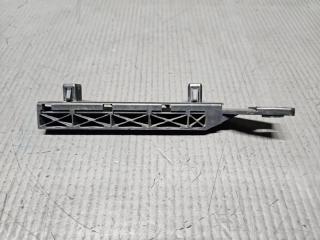 Крепление бампера правое переднее Nissan TIIDA C11 HR15 62224ED000 3 ракурс