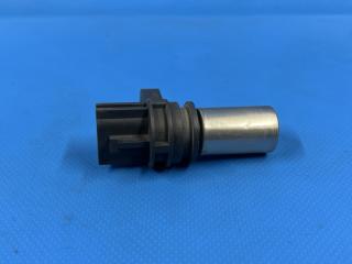 Датчик положения коленвала Nissan ELGRAND E51, ME51, MNE51, NE51 VQ25 A29-690 Y00 2 ракурс