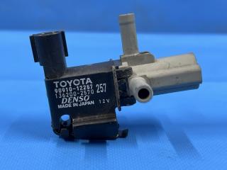 Вакуумный клапан Toyota OPA ZCT10, ZCT15 1ZZ 90910-12257 1 ракурс Вакуумный клапан Toyota OPA ZCT10, ZCT15 1ZZ 90910-12257 1 ракурс