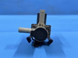 Вакуумный клапан Toyota OPA ZCT10, ZCT15 1ZZ 90910-12257 2 ракурс Вакуумный клапан Toyota OPA ZCT10, ZCT15 1ZZ 90910-12257 2 ракурс