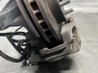 Ступица левая передняя Toyota ISIS ZNM10 1ZZ 43212-44040 5 ракурс Ступица левая передняя Toyota ISIS ZNM10 1ZZ 43212-44040 5 ракурс