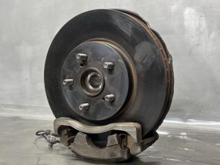 Ступица левая передняя Toyota ISIS ZNM10 1ZZ 43212-44040 2 ракурс Ступица левая передняя Toyota ISIS ZNM10 1ZZ 43212-44040 2 ракурс
